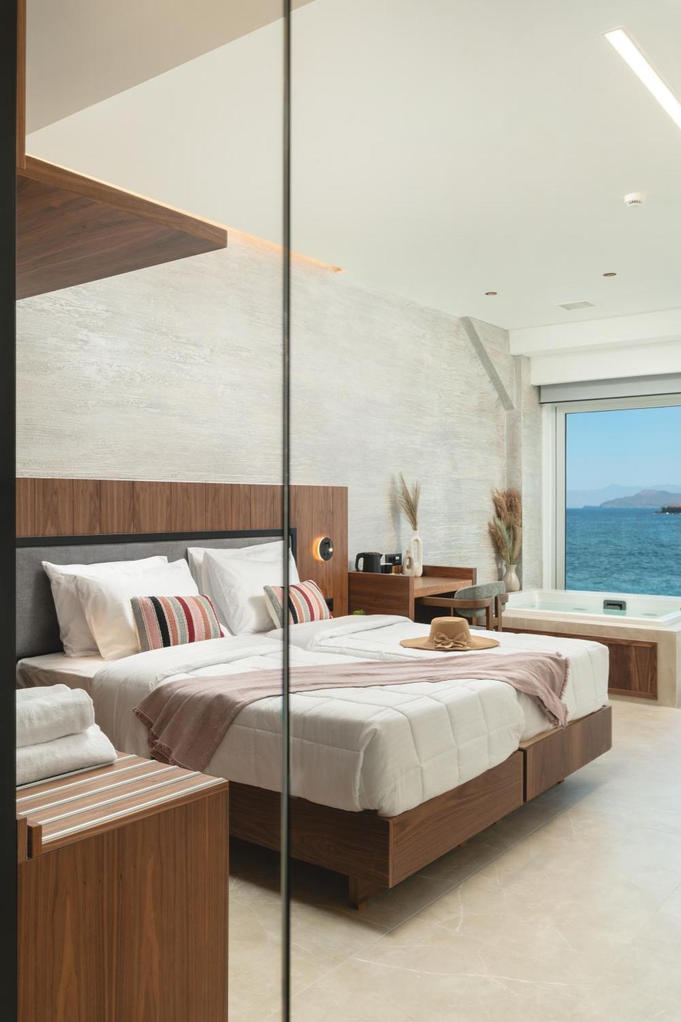 Elia Sea Suites Chania  Eksteriør billede
